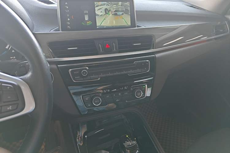 Used BMW X1 New Energy 2019 xDrive25Le Luxury Model Audio And AC Panel