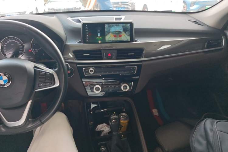 Used BMW X1 New Energy 2019 xDrive25Le Mileage Upgrade Version Audio And AC Panel