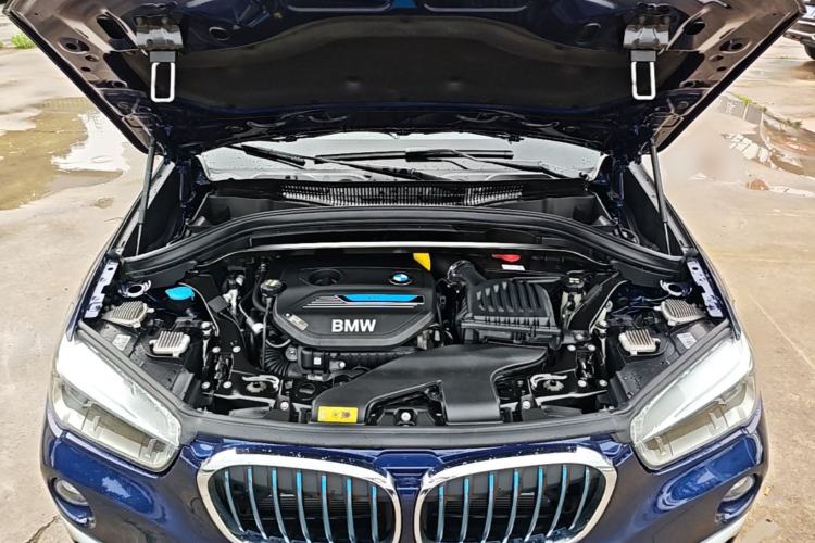 Used BMW X1 New Energy 2019 xDrive25Le Mileage Upgrade Version Engine Bay