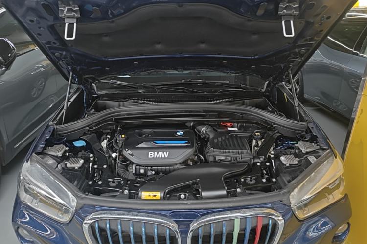 Used BMW X1 New Energy 2019 xDrive25Le Mileage Upgrade Version Engine Bay