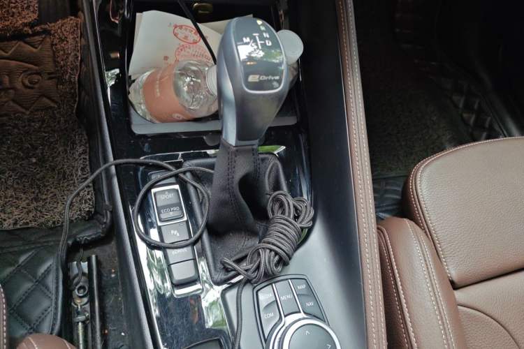 Used BMW X1 New Energy 2019 xDrive25Le Mileage Upgrade Version Gear Lever