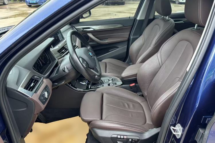 Used BMW X1 New Energy 2019 xDrive25Le Mileage Upgrade Version Left Front Seat