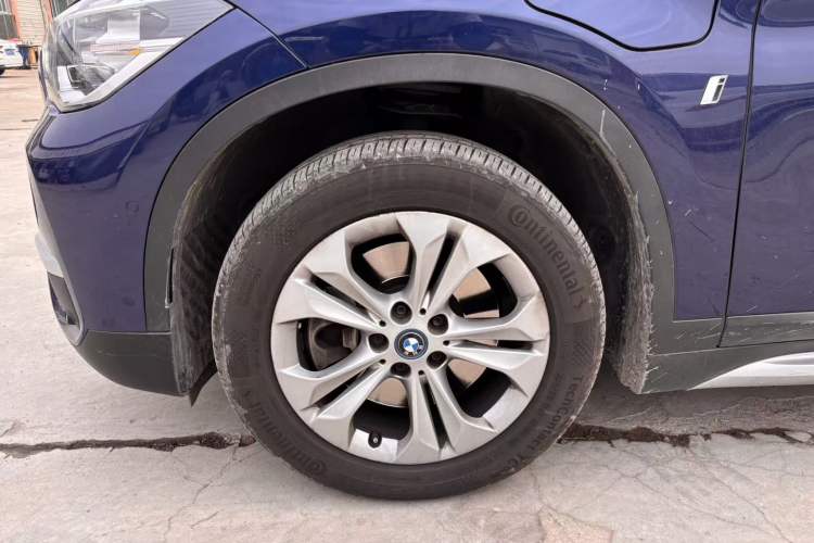 Used BMW X1 New Energy 2019 xDrive25Le Mileage Upgrade Version Left Front Wheel Hub