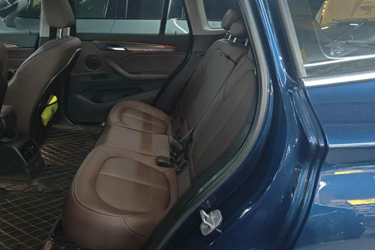 Used BMW X1 New Energy 2019 xDrive25Le Mileage Upgrade Version Left Rear Seat