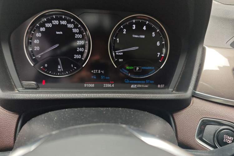 Used BMW X1 New Energy 2019 xDrive25Le Luxury Model Odometer Close Up