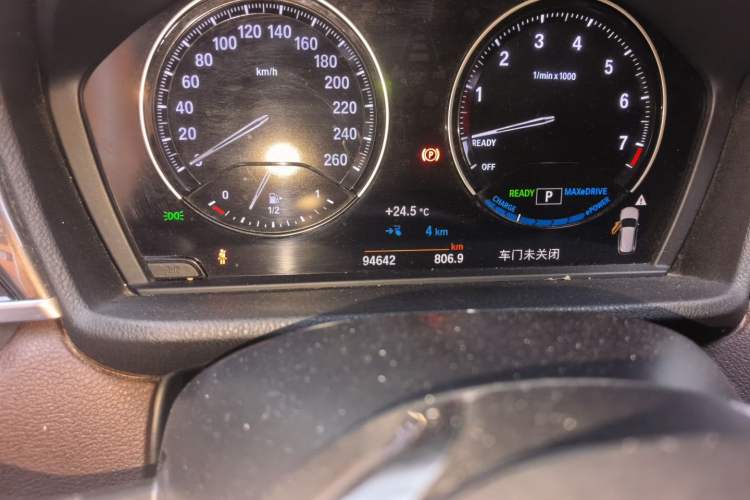 Used BMW X1 New Energy 2019 xDrive25Le Luxury Model Odometer Close Up