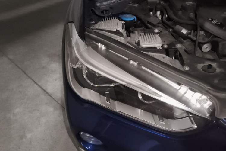 Used BMW X1 New Energy 2019 xDrive25Le Mileage Upgrade Version Right Front Headlight
