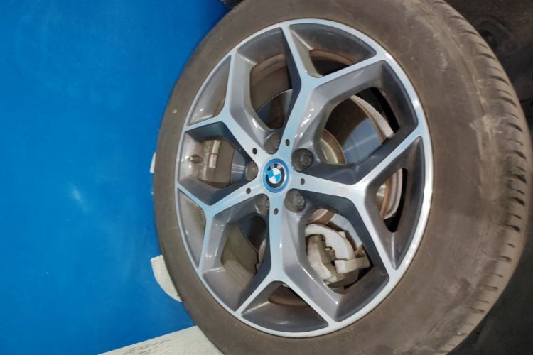 Used BMW X1 New Energy 2019 xDrive25Le Luxury Model Right Front Wheel Hub