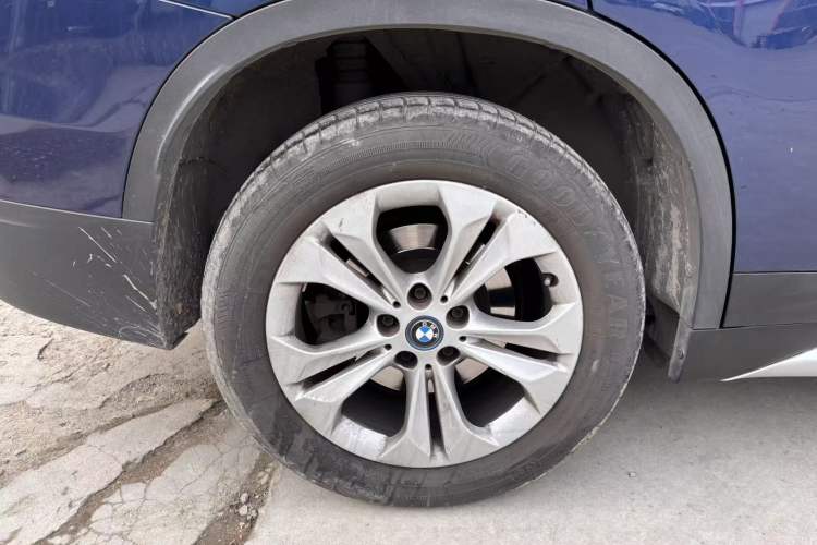 Used BMW X1 New Energy 2019 xDrive25Le Mileage Upgrade Version Right Rear Wheel Hub