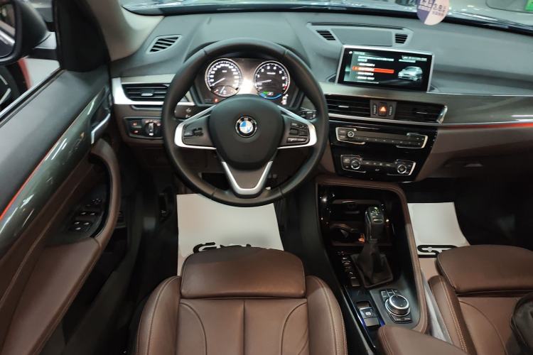 Used BMW X1 New Energy 2019 xDrive25Le Luxury Model Steering Wheel