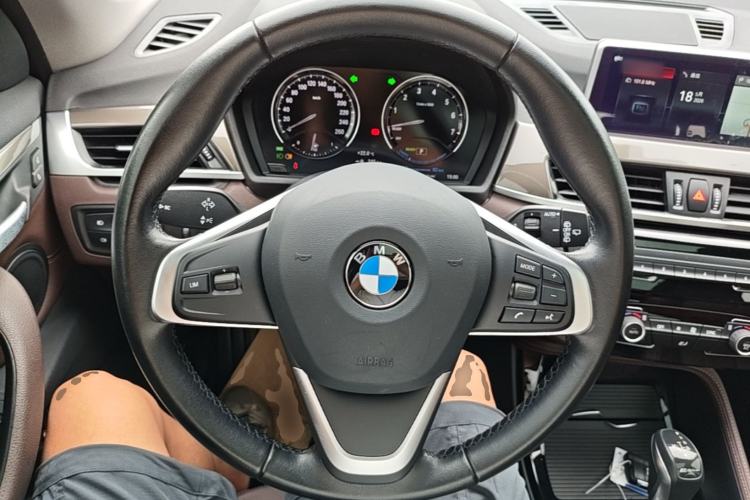 Used BMW X1 New Energy 2019 xDrive25Le Mileage Upgrade Version Steering Wheel