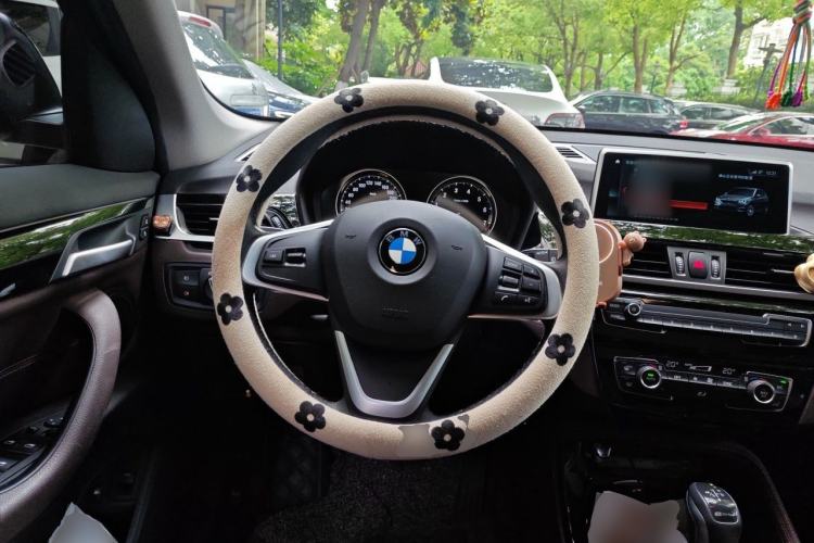 Used BMW X1 New Energy 2019 xDrive25Le Mileage Upgrade Version Steering Wheel
