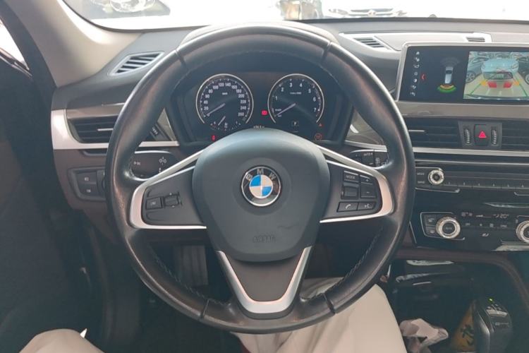 Used BMW X1 New Energy 2019 xDrive25Le Mileage Upgrade Version Steering Wheel
