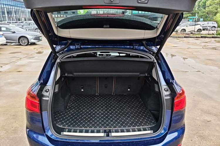 Used BMW X1 New Energy 2019 xDrive25Le Mileage Upgrade Version Trunk