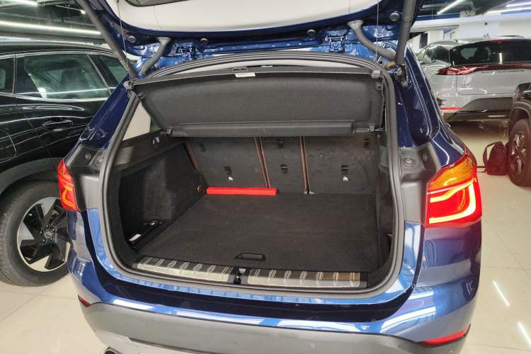 Used BMW X1 New Energy 2019 xDrive25Le Luxury Model Trunk