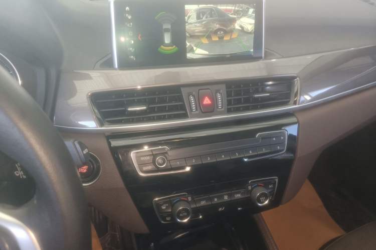 Used BMW X1 New Energy 2019 xDrive25Le Luxury Model Audio And AC Panel