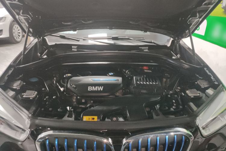 Used BMW X1 New Energy 2019 xDrive25Le Mileage Upgrade Version Engine Bay
