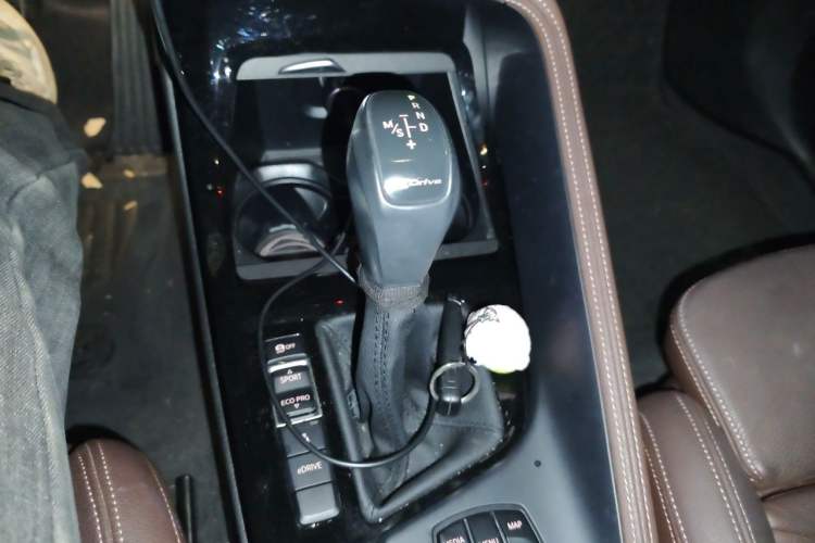 Used BMW X1 New Energy 2019 xDrive25Le Mileage Upgrade Version Gear Lever