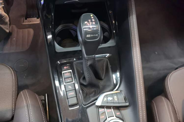 Used BMW X1 New Energy 2019 xDrive25Le Mileage Upgrade Version Gear Lever