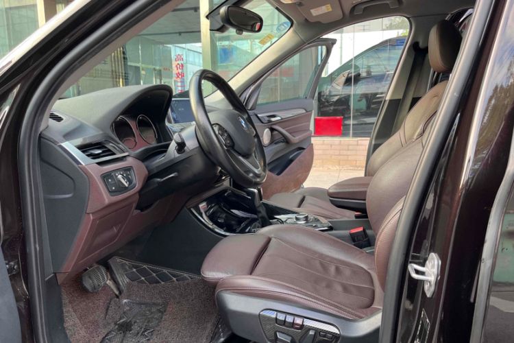 Used BMW X1 New Energy 2019 xDrive25Le Luxury Model Interior 3