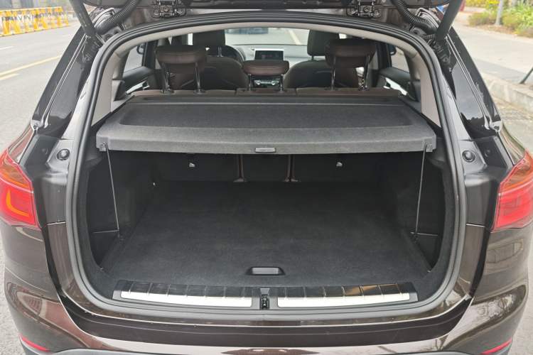 Used BMW X1 New Energy 2019 xDrive25Le Mileage Upgrade Version Interior 6