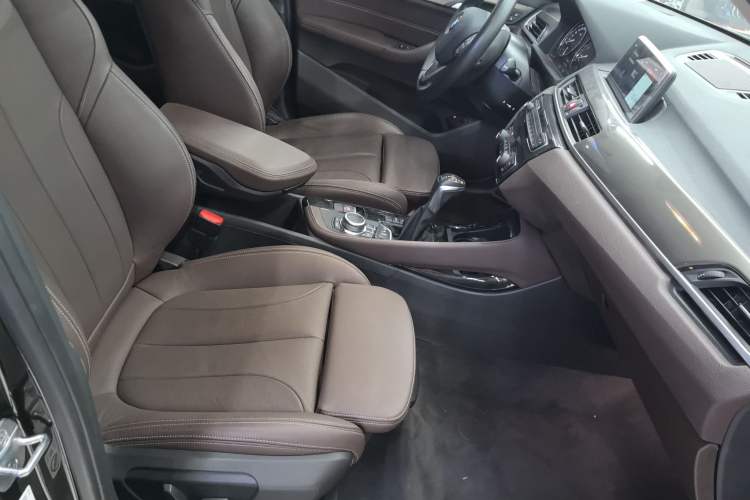 Used BMW X1 New Energy 2019 xDrive25Le Mileage Upgrade Version Right Front Seat