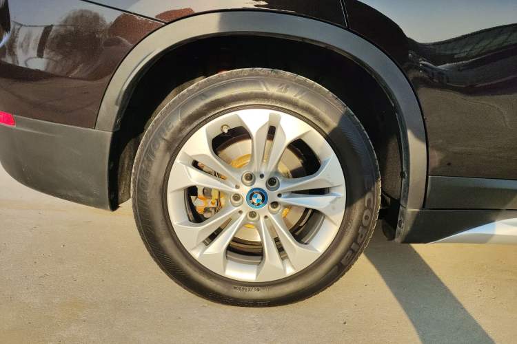 Used BMW X1 New Energy 2019 xDrive25Le Mileage Upgrade Version Right Rear Wheel Hub