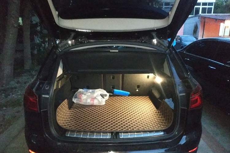Used BMW X1 New Energy 2019 xDrive25Le Mileage Upgrade Version Trunk