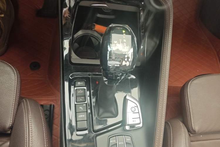 Used BMW X1 New Energy 2019 xDrive25Le Mileage Upgrade Version Gear Lever