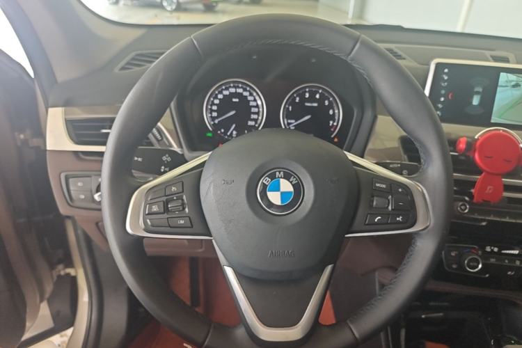 Used BMW X1 New Energy 2019 xDrive25Le Mileage Upgrade Version Steering Wheel