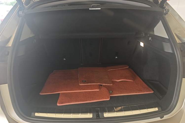 Used BMW X1 New Energy 2019 xDrive25Le Mileage Upgrade Version Trunk