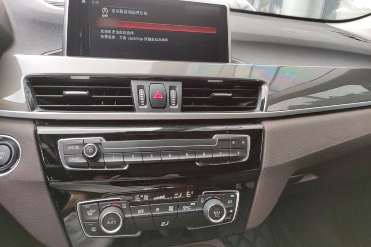 Used BMW X1 New Energy 2019 xDrive25Le Mileage Upgrade Version Audio And AC Panel