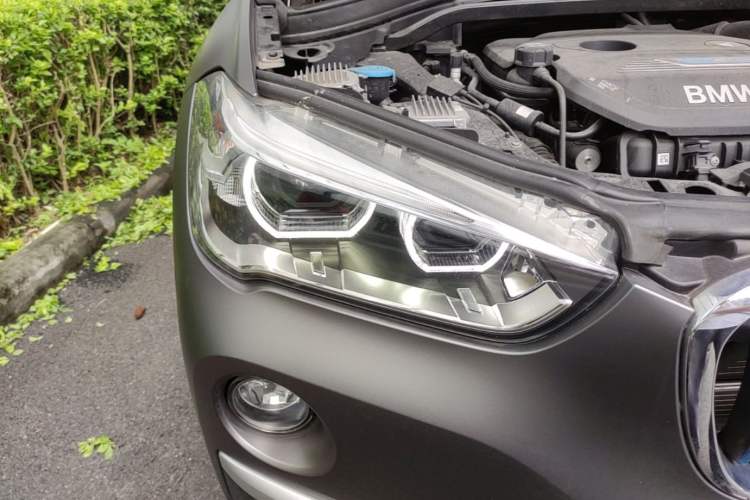 Used BMW X1 New Energy 2019 xDrive25Le Mileage Upgrade Version Right Front Headlight