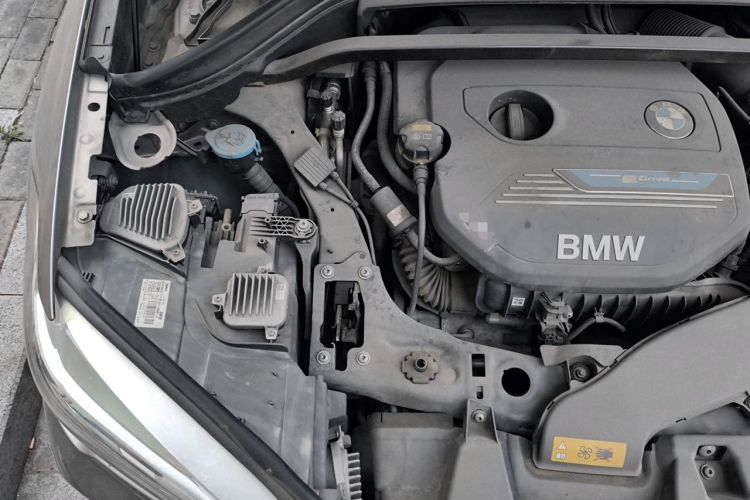 Used BMW X1 New Energy 2019 xDrive25Le Mileage Upgrade Version Engine Bay Right