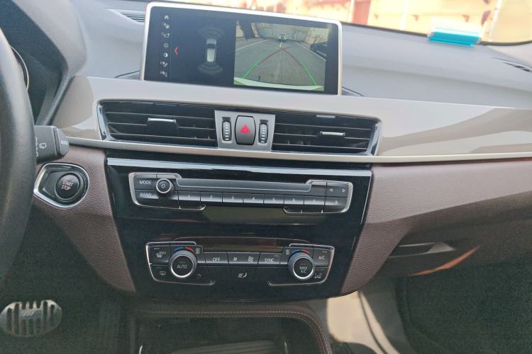 Used BMW X1 New Energy 2019 xDrive25Le Luxury Model Audio And AC Panel