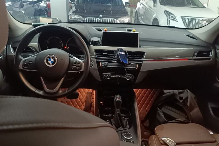 Used BMW X1 New Energy 2019 xDrive25Le Mileage Upgrade Version Center Console