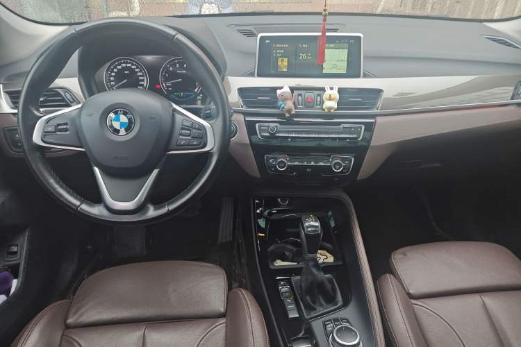 Used BMW X1 New Energy 2019 xDrive25Le Luxury Model Center Console