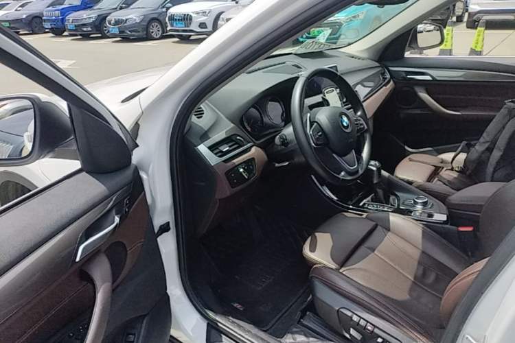 Used BMW X1 New Energy 2019 xDrive25Le Mileage Upgrade Version Driver Seat