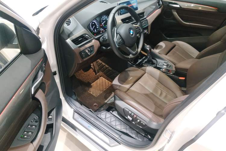 Used BMW X1 New Energy 2019 xDrive25Le Luxury Model Driver Seat