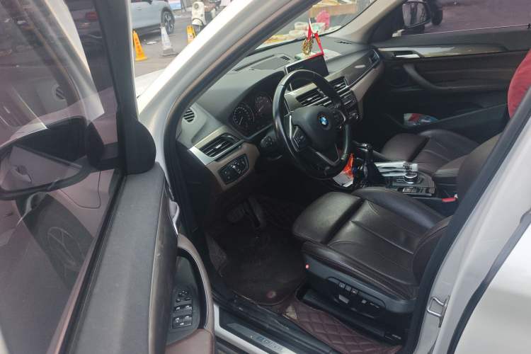 Used BMW X1 New Energy 2019 xDrive25Le Luxury Model Driver Seat