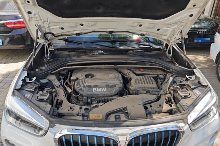 Used BMW X1 New Energy 2019 xDrive25Le Mileage Upgrade Version Engine Bay