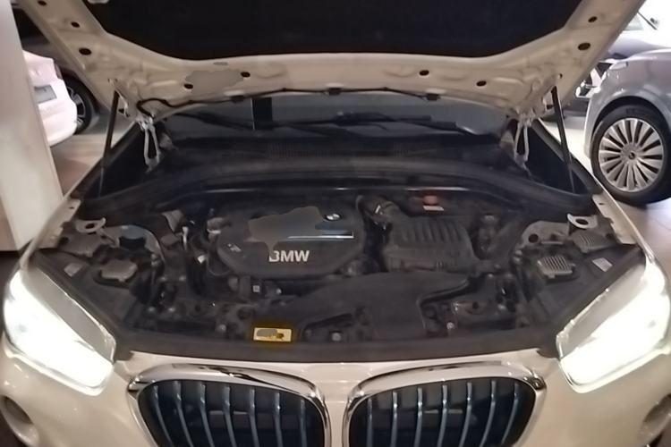 Used BMW X1 New Energy 2019 xDrive25Le Mileage Upgrade Version Engine Bay