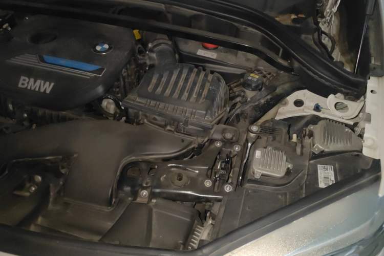 Used BMW X1 New Energy 2019 xDrive25Le Mileage Upgrade Version Engine Bay Left