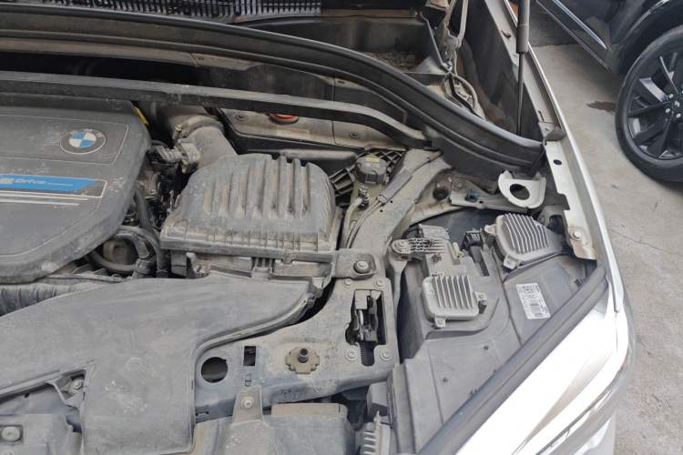 Used BMW X1 New Energy 2019 xDrive25Le Mileage Upgrade Version Engine Bay Left