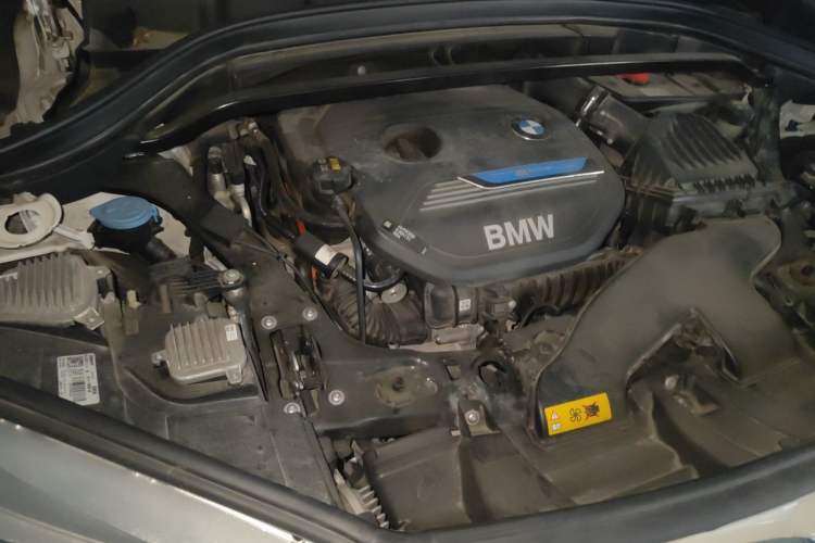 Used BMW X1 New Energy 2019 xDrive25Le Mileage Upgrade Version Engine Bay Right