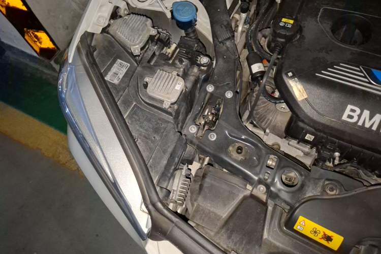 Used BMW X1 New Energy 2019 xDrive25Le Luxury Model Engine Bay Right