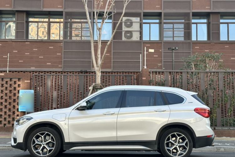 Used BMW X1 New Energy 2019 xDrive25Le Luxury Model Exterior 4