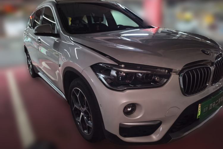 Used BMW X1 New Energy 2019 xDrive25Le Luxury Model Front Right 45 Deg