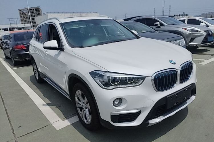 Used BMW X1 New Energy 2019 xDrive25Le Mileage Upgrade Version Front Right 45 Deg