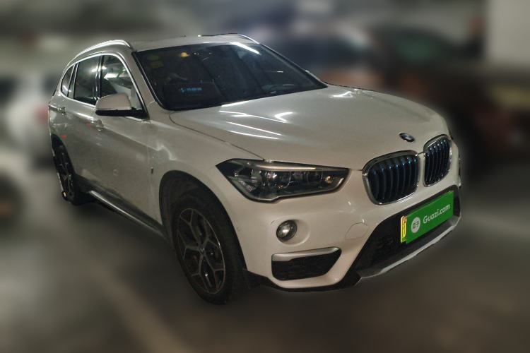 Used BMW X1 New Energy 2019 xDrive25Le Luxury Model Front Right 45 Deg